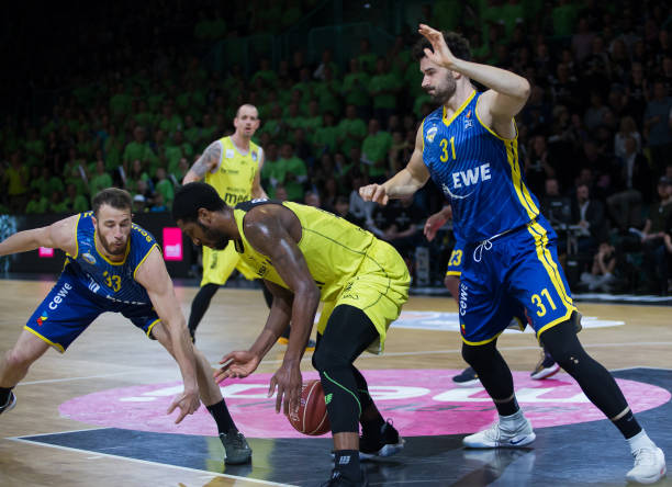 更具戏剧性 更具戏剧性